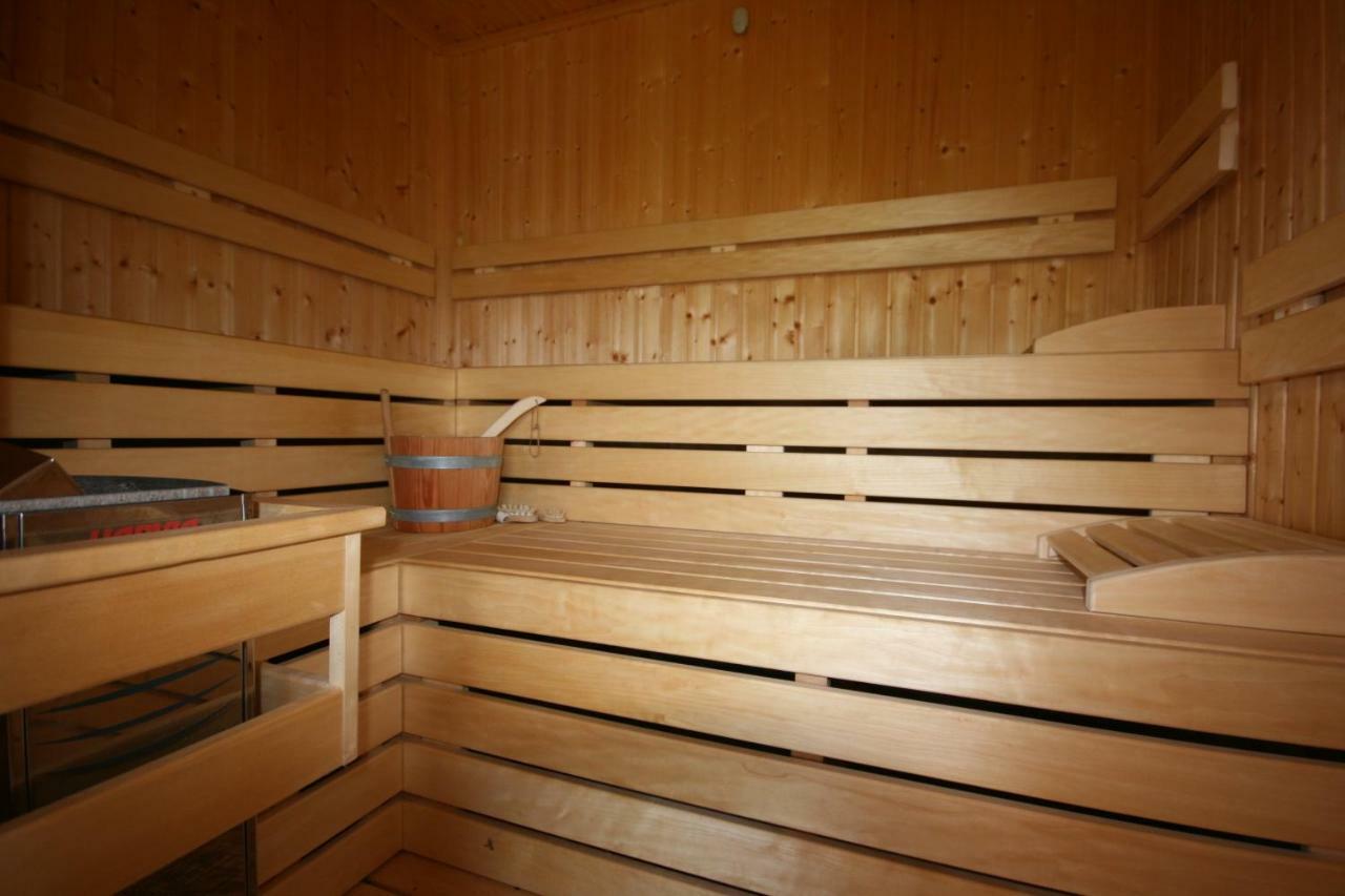 Walnut Apartment With Sauna And Pond Topoľčany Zewnętrze zdjęcie
