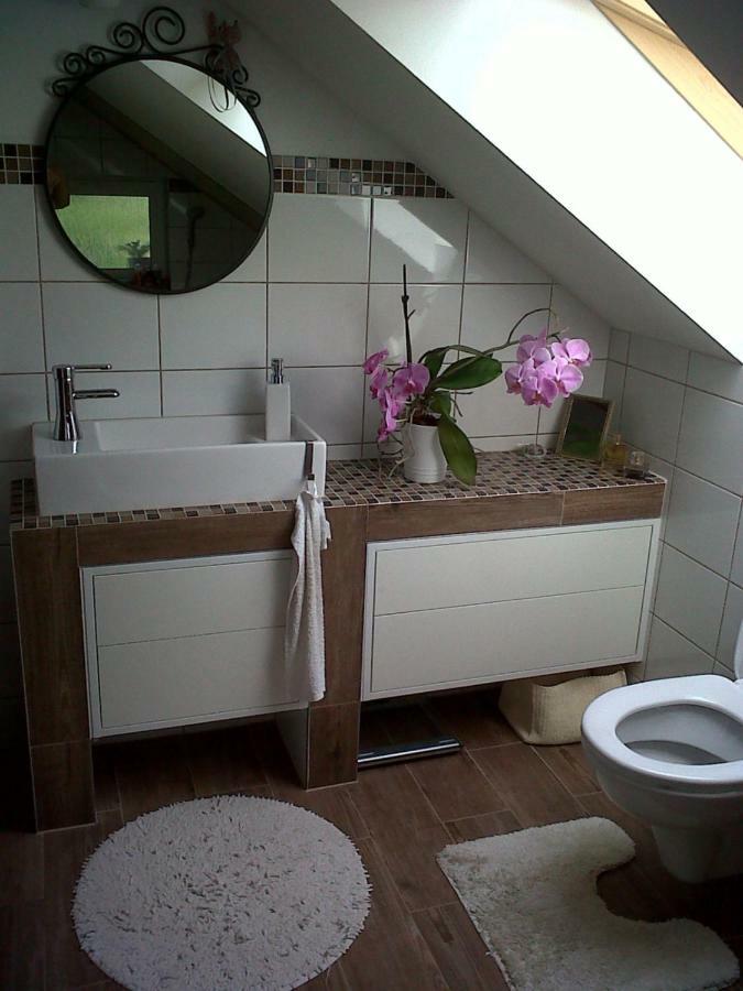 Walnut Apartment With Sauna And Pond Topoľčany Zewnętrze zdjęcie