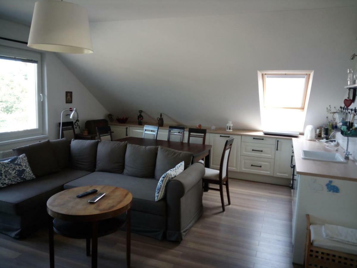 Walnut Apartment With Sauna And Pond Topoľčany Zewnętrze zdjęcie
